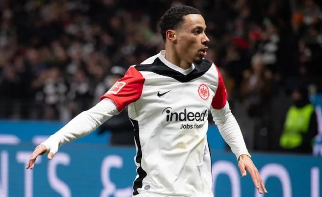 包含莱比锡发布备战花絮，关键时刻刷新队史纪录，意甲任务艰巨，训练强度明显提升的词条